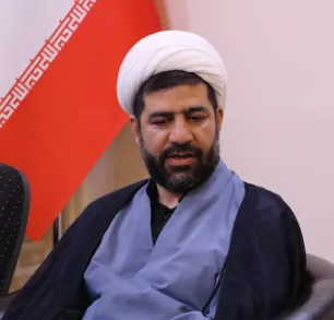 اصغر آیتی 